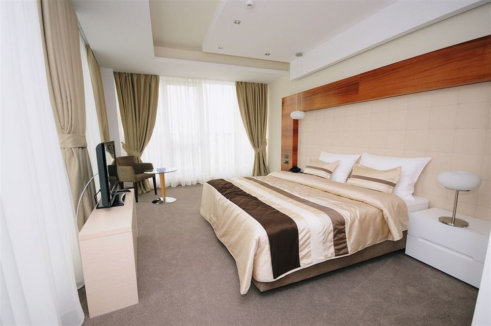 Garni Hotel Centar Novi Sad Exterior photo